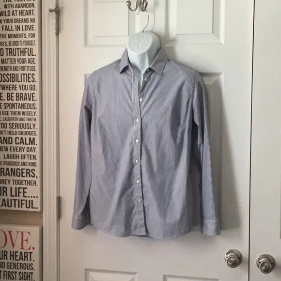 Banana Republic Navy and White Striped Shirt Tailored Fit - Picture 4 of 9